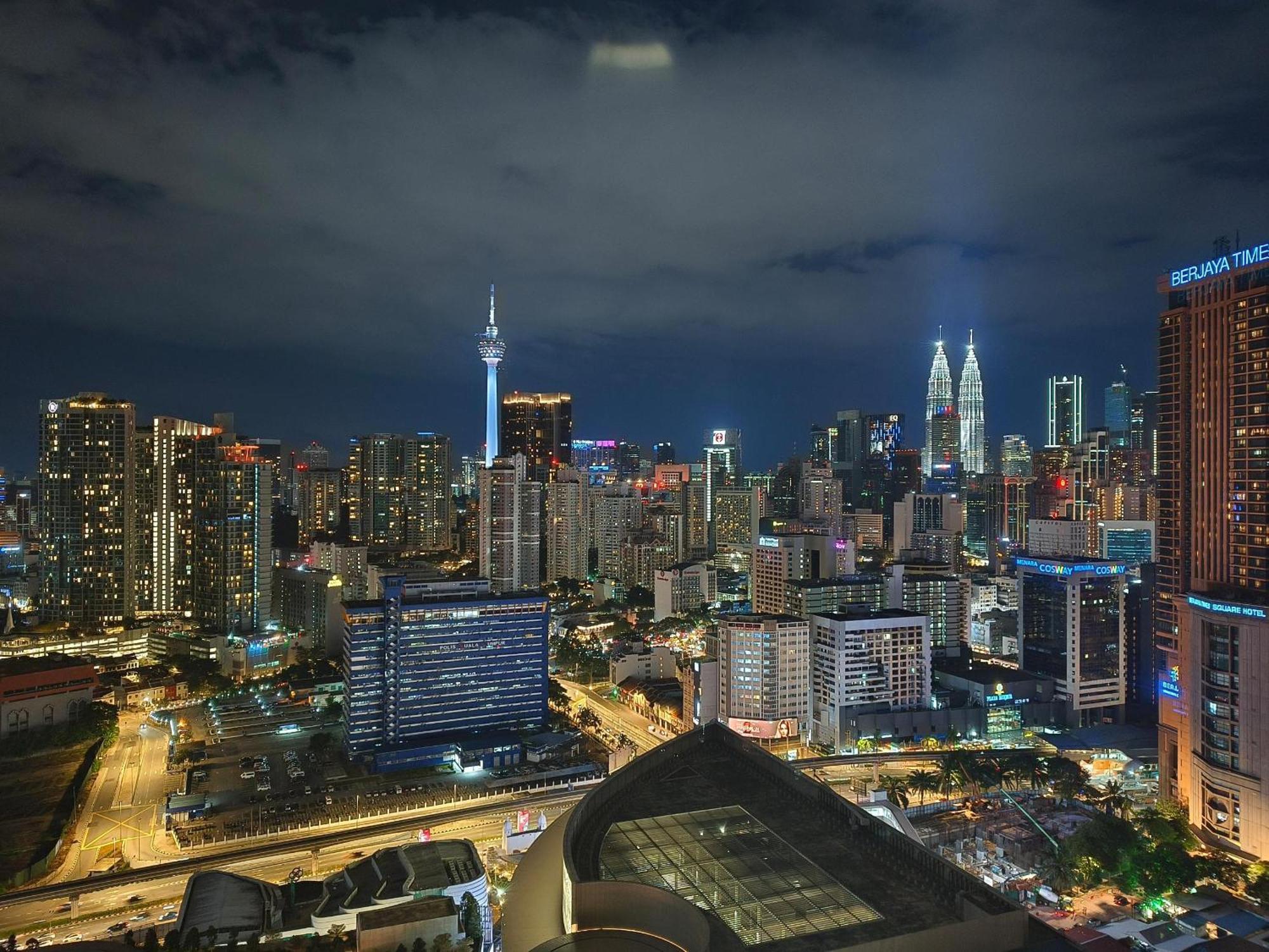 Lucentia Suites Klcc By City View 쿠알라룸푸르 외부 사진