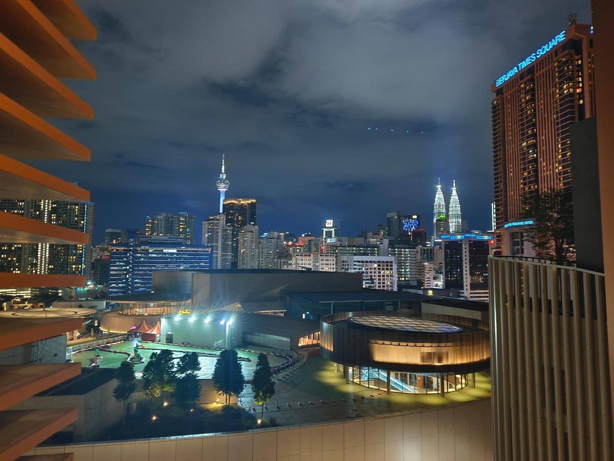 Lucentia Suites Klcc By City View 쿠알라룸푸르 외부 사진