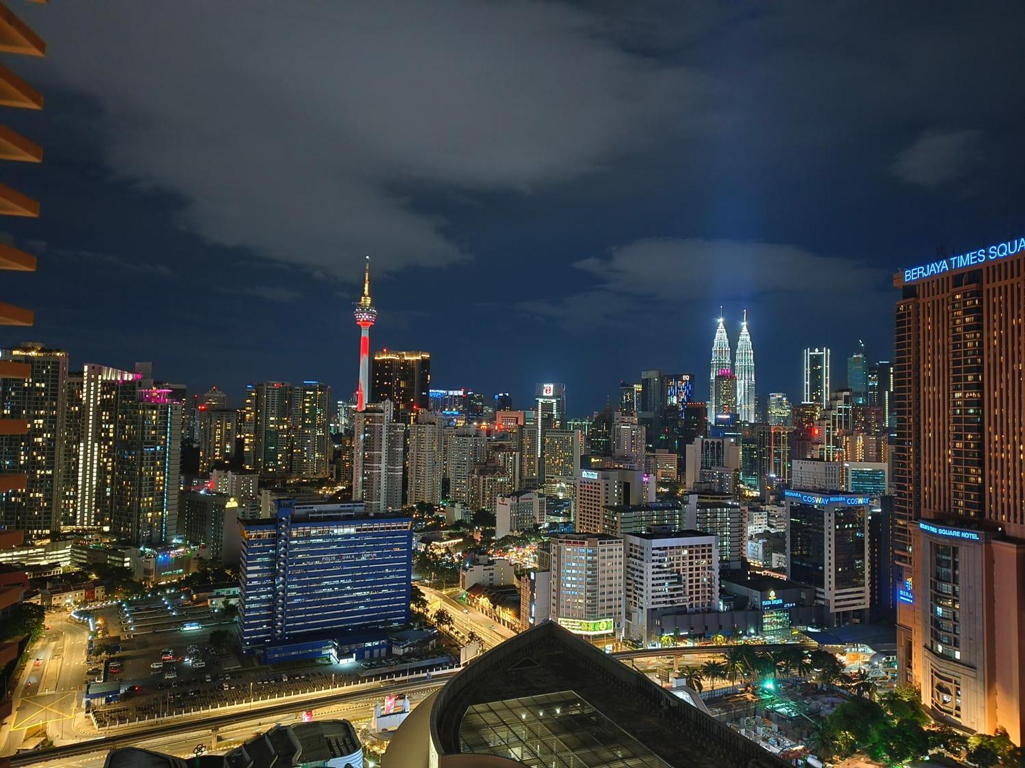 Lucentia Suites Klcc By City View 쿠알라룸푸르 외부 사진