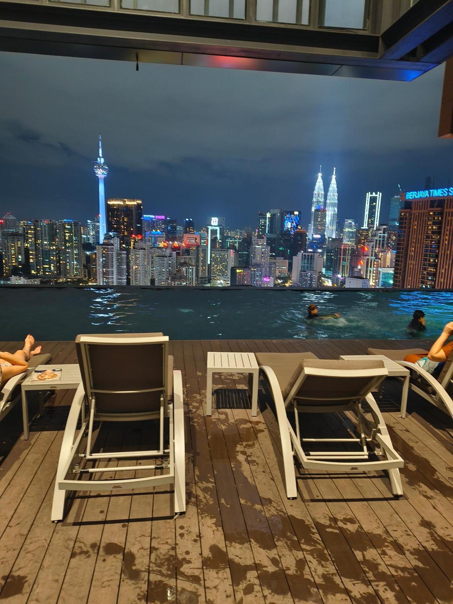 Lucentia Suites Klcc By City View 쿠알라룸푸르 외부 사진