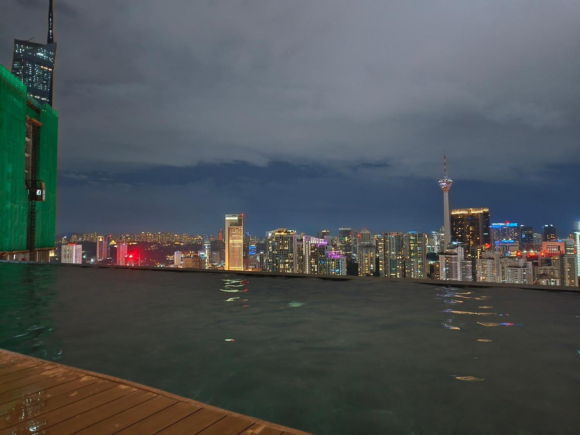 Lucentia Suites Klcc By City View 쿠알라룸푸르 외부 사진