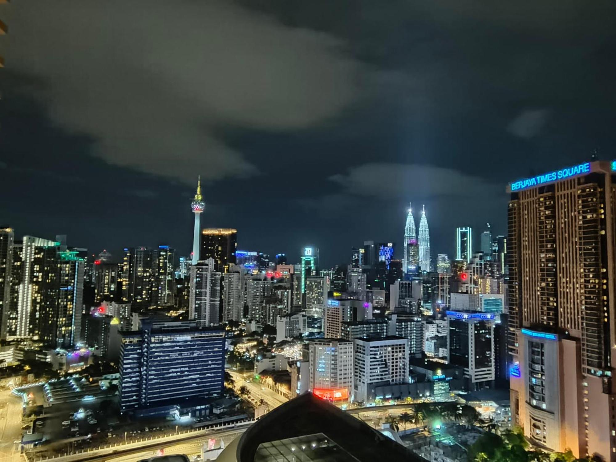 Lucentia Suites Klcc By City View 쿠알라룸푸르 외부 사진