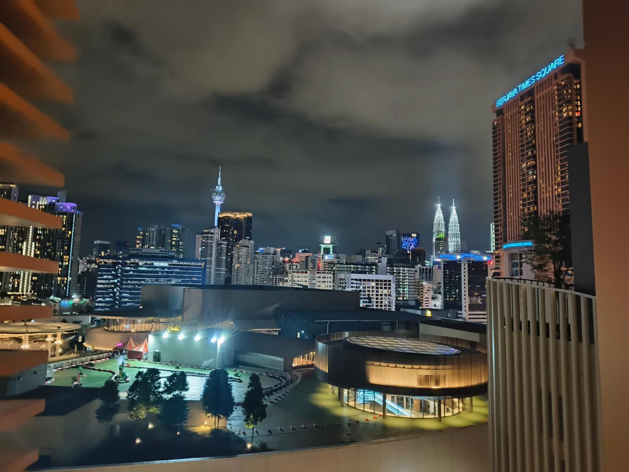 Lucentia Suites Klcc By City View 쿠알라룸푸르 외부 사진