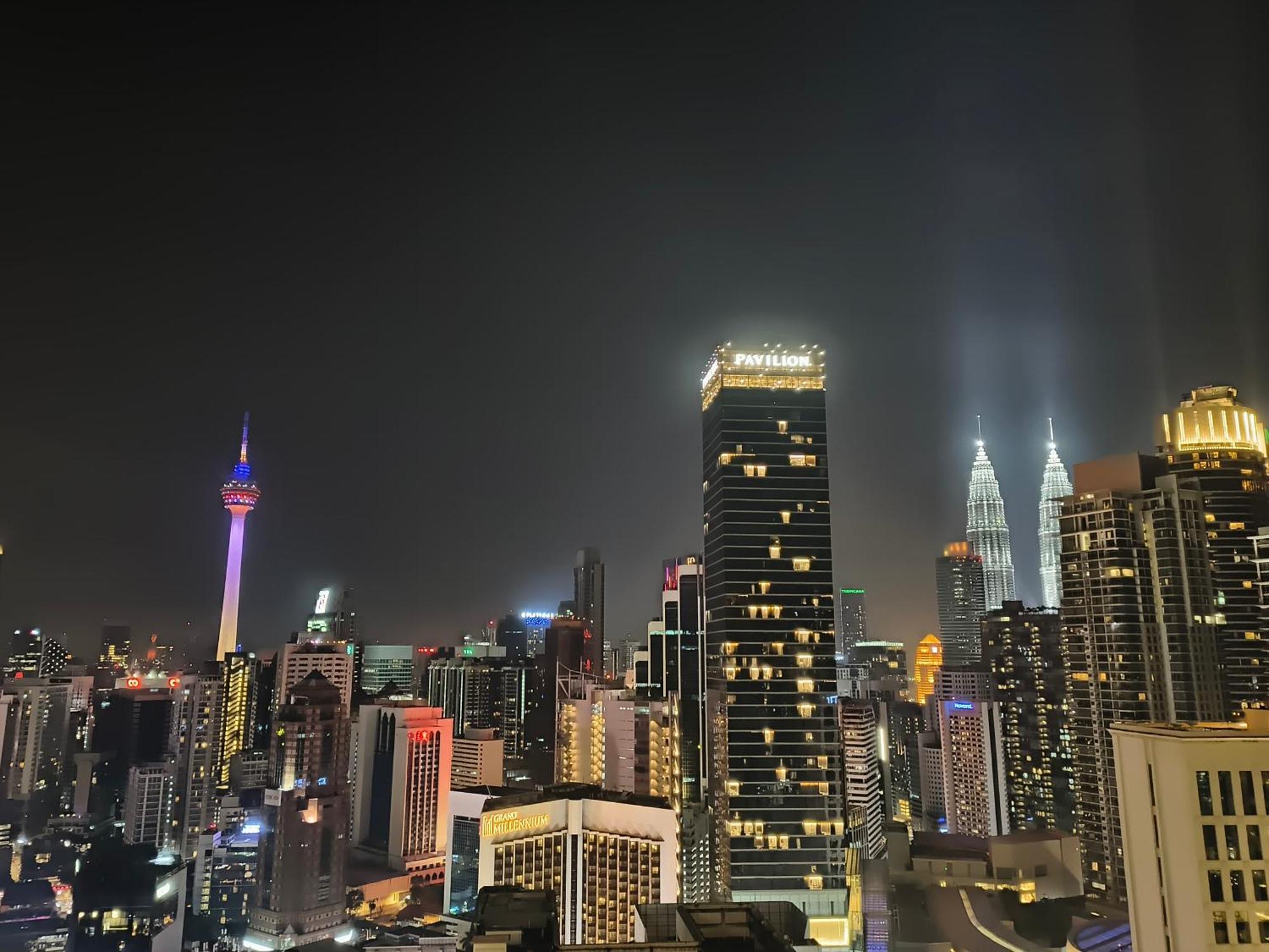 Lucentia Suites Klcc By City View 쿠알라룸푸르 외부 사진