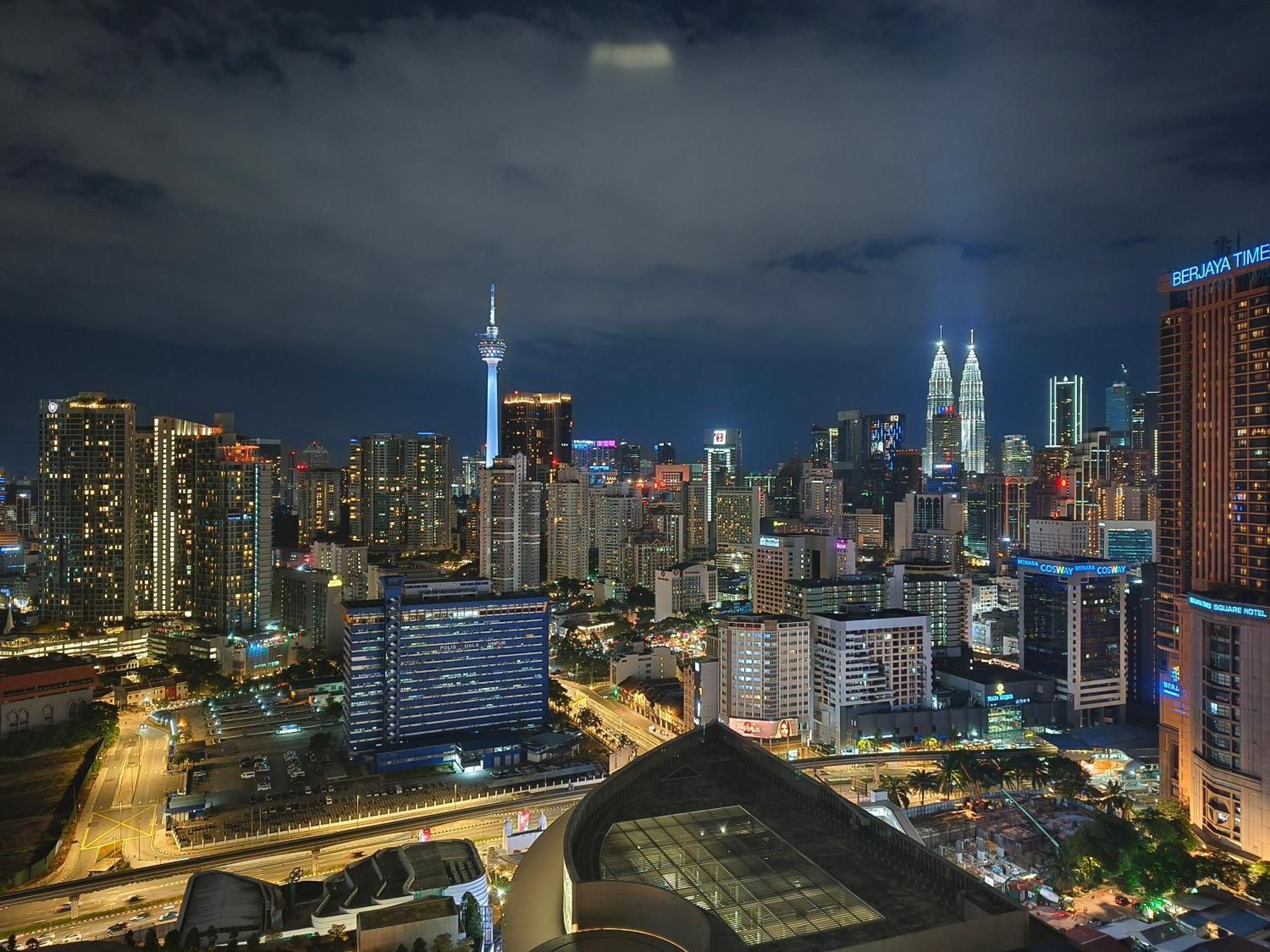 Lucentia Suites Klcc By City View 쿠알라룸푸르 외부 사진
